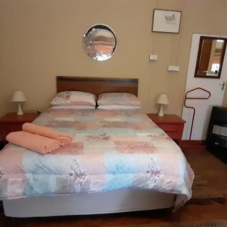 Migdal Oz Aka Rufpatch Hotel Smithfield Kültér fotó